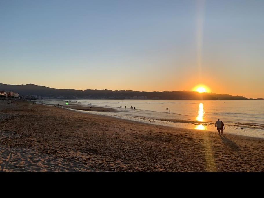 Appartement A Hendaye Avec Piscine Et A Cote De La Plage ภายนอก รูปภาพ